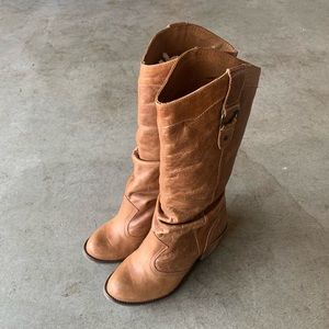 Steve Madden Gammbble Tan Leather Slouch Heeled Western Style Boots Size 8 Women